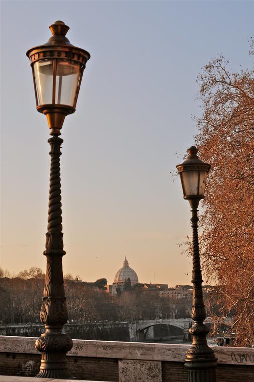 Al Portoncino * Roma